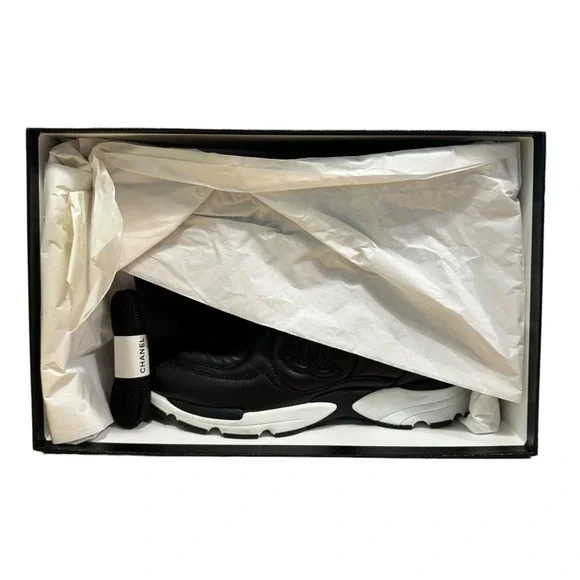 SOLD‼️Chanel Sneakers Black and White Leather 100% Authentic - Picture 15 of 16